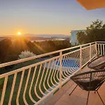 Lovely In With Private Swimming Pool, Be Inside Or Outside