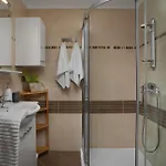 Lovely In With Private Swimming Pool, Be Inside Or Outside بيت للعطل *