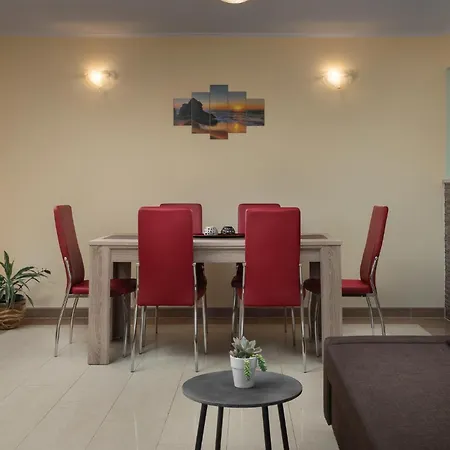 Lovely In With Private Swimming Pool, Be Inside Or Outside * Jadranovo